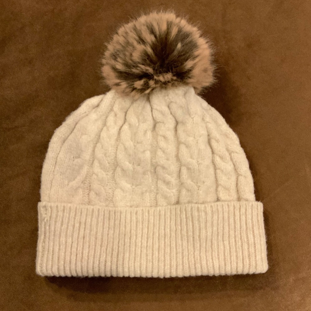 Joie Tan Brown OS Cable Knit Puff Pom Winter hat Alpine Classic Normcore Cozy
